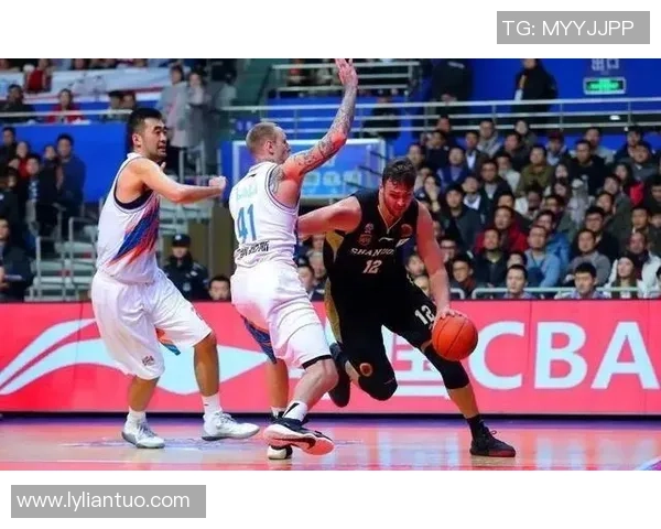 李芳的篮球人生深度对话:从梦想起航到赛场辉煌的心路历程 李芳的篮球人生深度对话:从梦想起航到赛场辉煌的心路历程