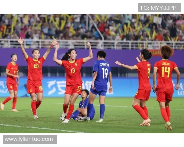 杭州足球队的节奏揭秘：激情与梦想交织的绿茵传奇